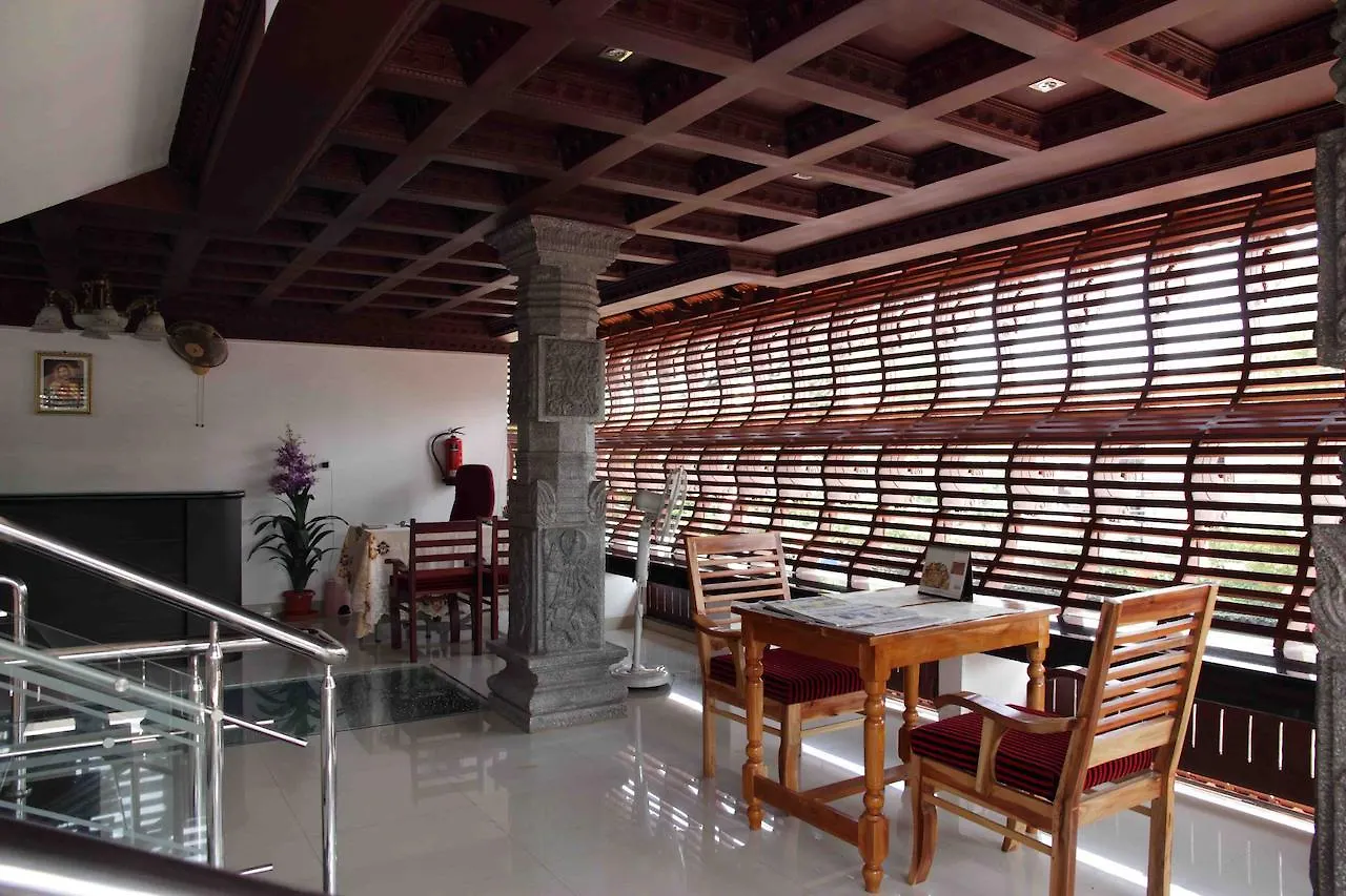 ** Hotel Sisir Palace Backwater Resort Alappuzha India