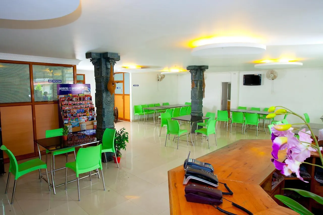 Hotel Sisir Palace Backwater Resort Alappuzha