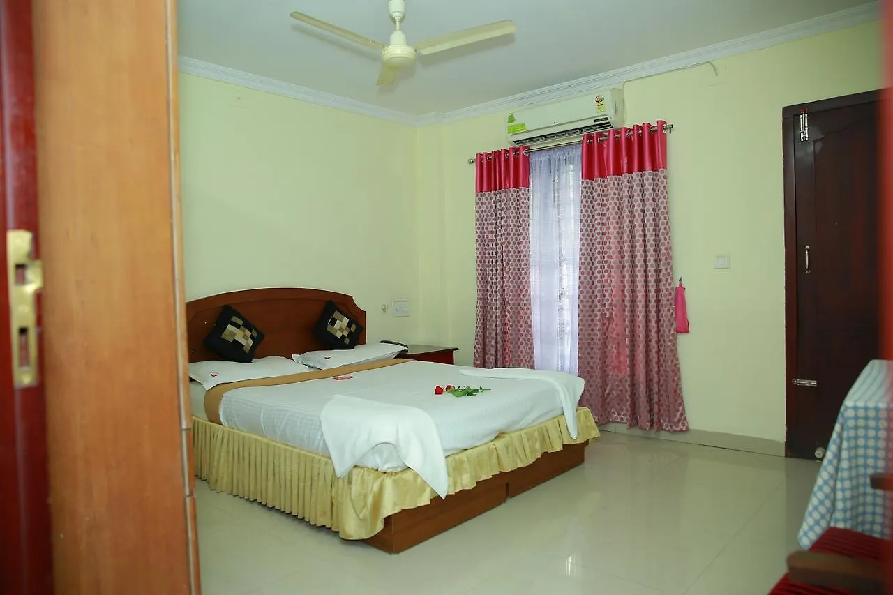 Sisir Palace Backwater Resort Alappuzha Hotel